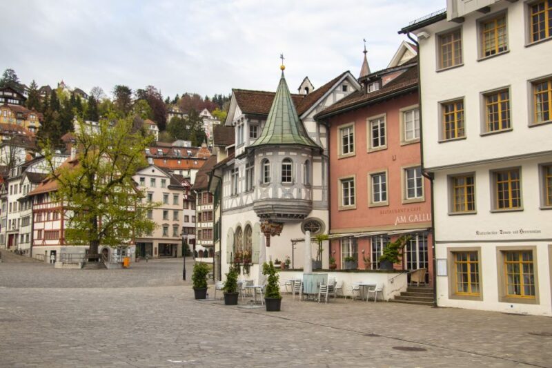 St. Gallen: Express Walk with a Local in 60 minutes - The Landmarks and Stops