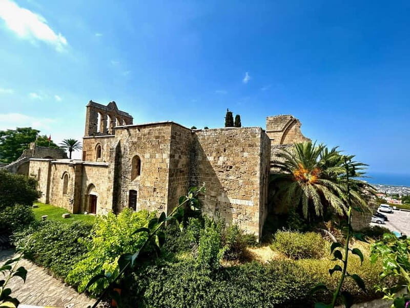 St. Hilarion Castle and Bellapais ruines- with private guide - FAQ