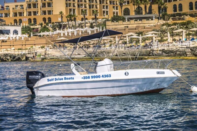 St Julians: Private Speedboat Comino Blue Lagoon and Gozo - The Value of a Private Speedboat Experience