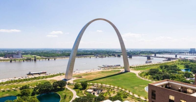 St. Louis Premium Driving Tour with Helicopter Ride & Cruise - Key Points