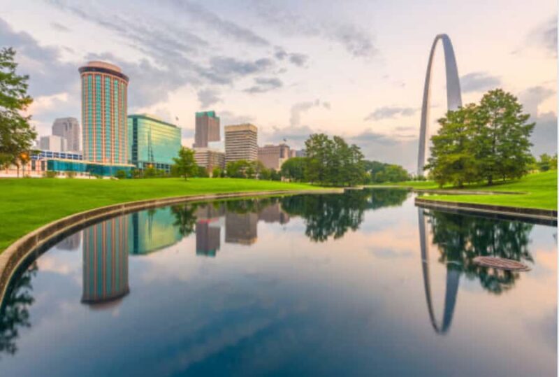 St. Louis Skyline & Stories: 2-Hour Private Walking Tour - What You Can Expect on the Tour