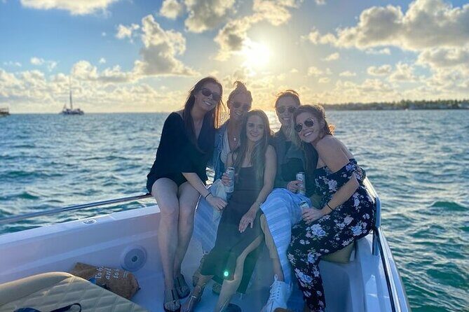 St. Pete Private Luxury Charter Rental: Boat Rental With Captain - Key Points