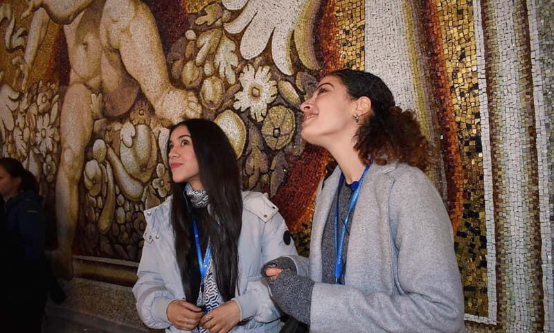 St Peter's Basilica Express Guided Tour with Dome Climb - Key Points