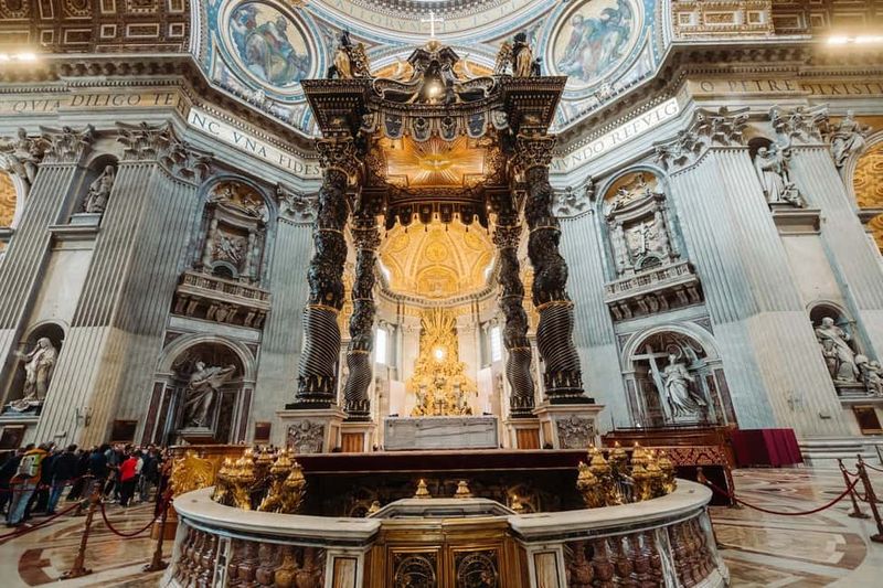 St. Peter’s Basilica Priority Access Tour with Dome & Crypt - Inside the Basilica: Bernini and Michelangelo Up Close