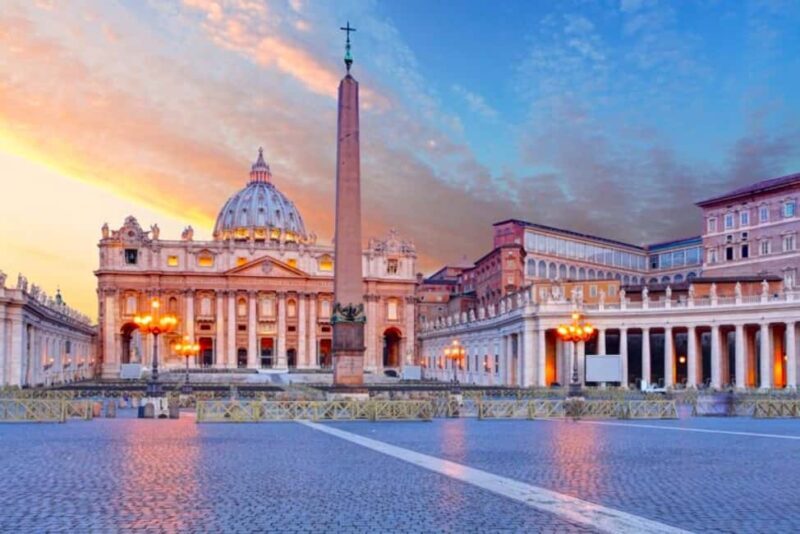 St. Peter's Basilica: Tour of Rome, Michelangelo's Pietà, and the Tombs of the Popes - Key Points