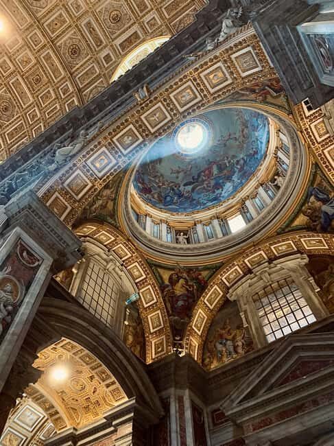 St Peter's Basilica tour with Dome and Crypts - Introducing the St. Peter’s Basilica Tour with Dome and Crypts