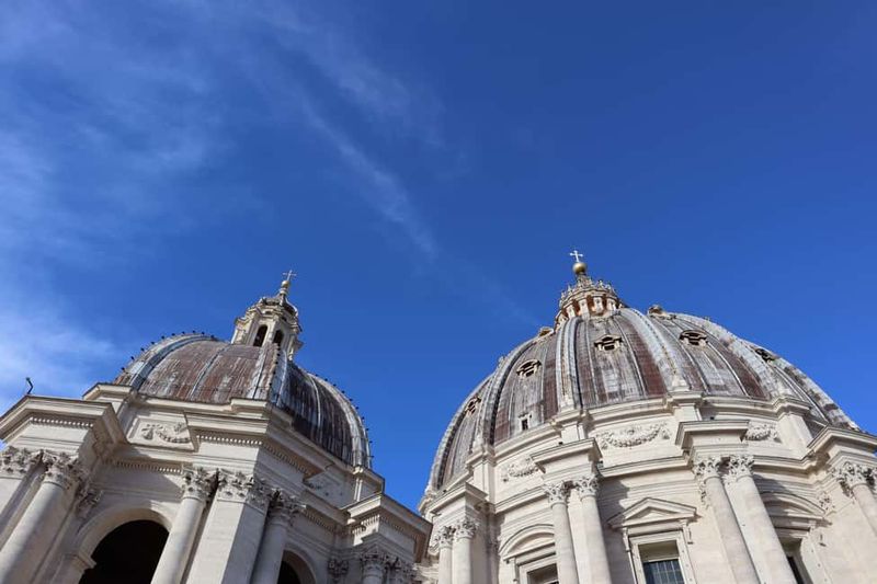 St. Peter’s Basilica with Optional Dome Ticket & Audioguide - How the audioguide works (and why it matters)