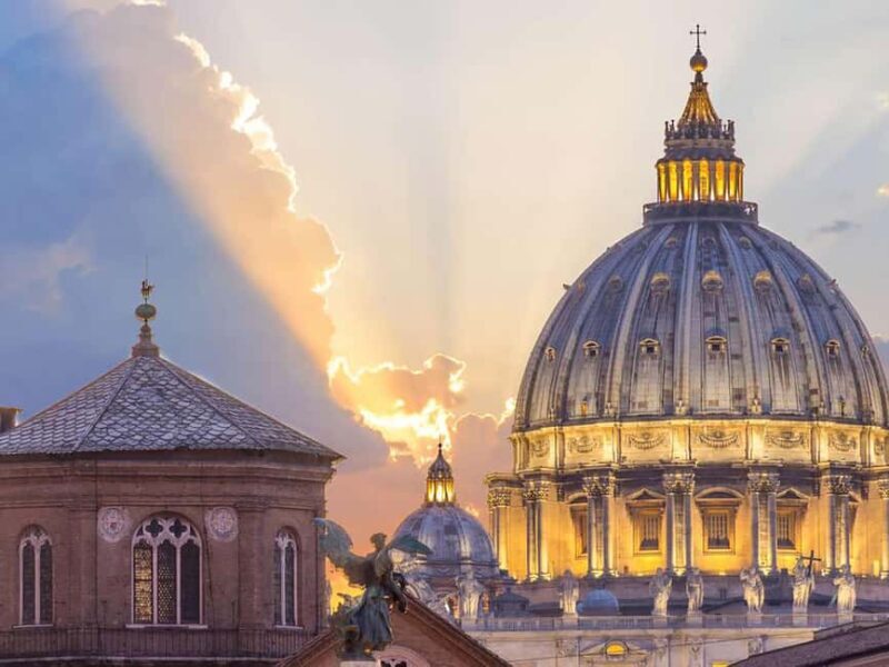 St. Peter's Basilica Wonders: Michelangelo, Bernini & Crypt - Key Points