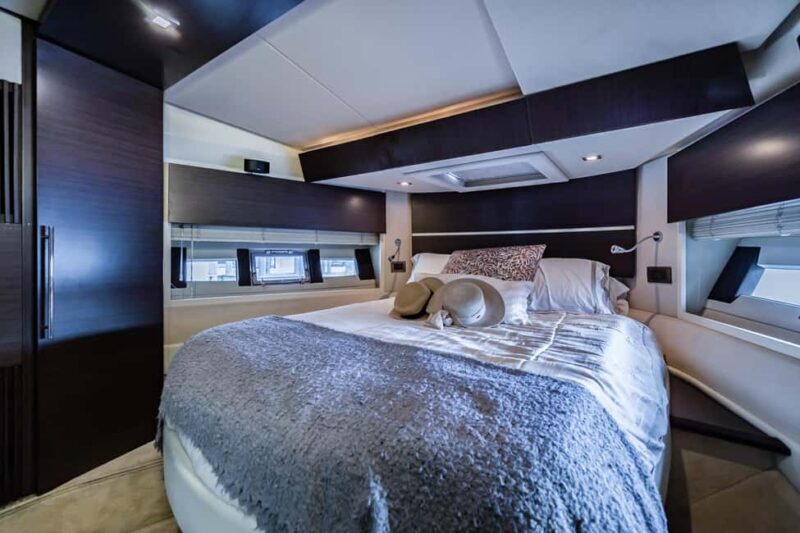 St. Petersburg: Private Yacht Cruise - FAQ