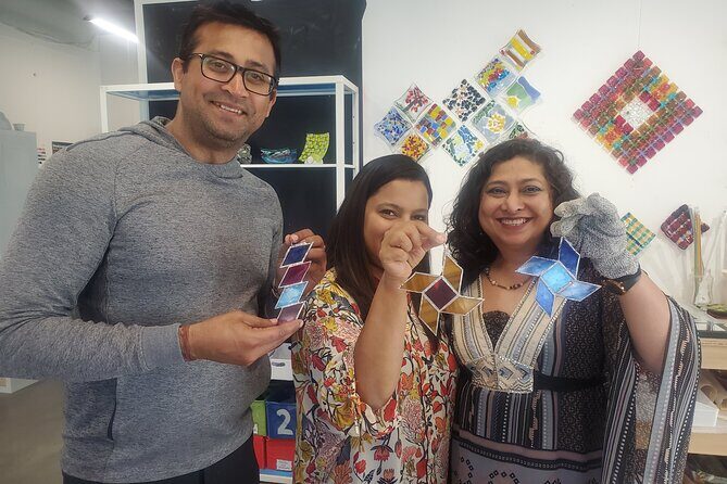 Stained Glass Magic Class in Everett - What the Experience Offers