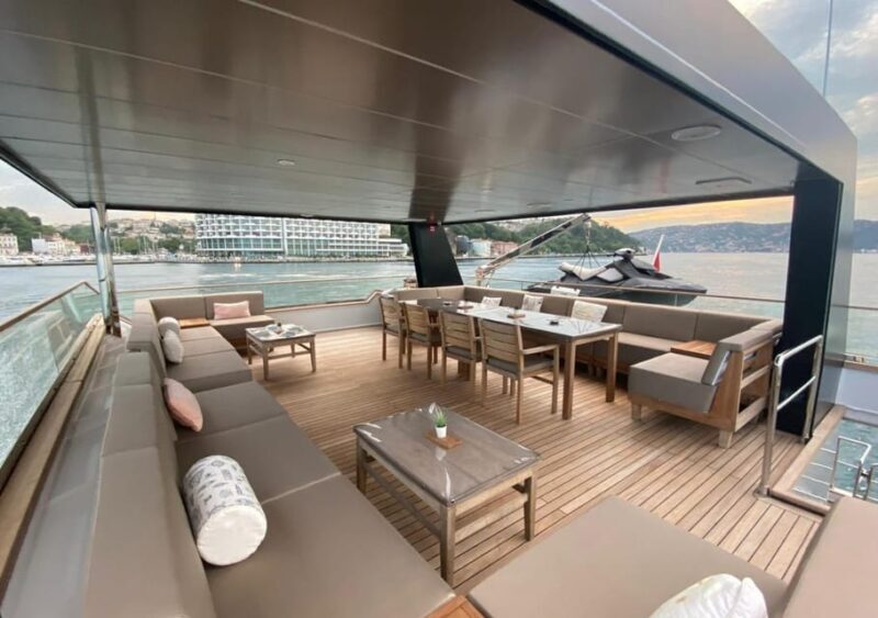 stanbul: Private Bosphorus Tour On Catamaran - Who Should Consider This Tour?