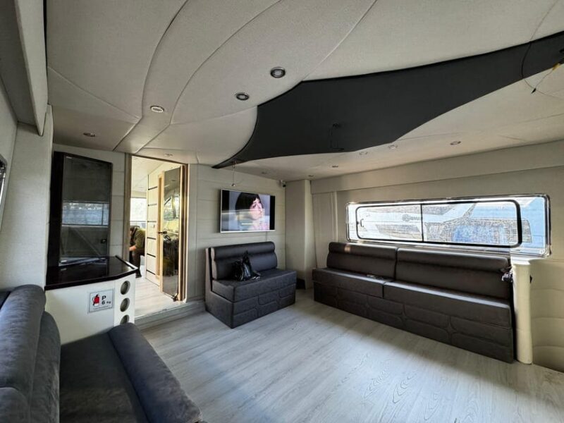 stanbul: Private Luxury Yacht on Bosphorus 24 MT (79 feet) - FAQs