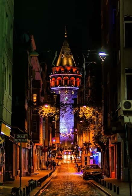 stanbul: Romantic Galata Tour With Tower Entry - The Sunset over Bosphorus