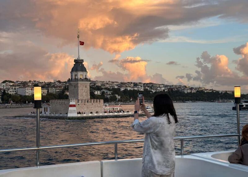 stanbul: Small-Group Sunset Cruise & Audio Guide w/Snack - In The Sum Up