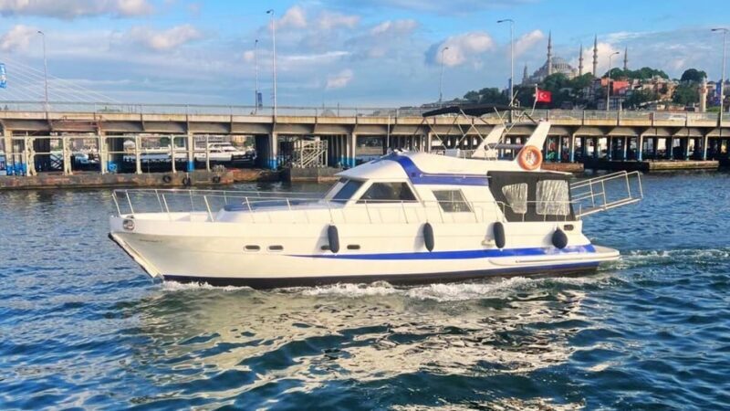 stanbul:Private Luxury Yacht on Bosphorus 14 Meter(46 feet) - What to Expect on Your Bosphorus Luxury Yacht cruise