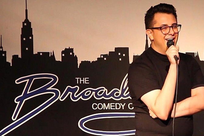 Stand Up Comedy LIVE in Times Square At Broadway Comedy Club - What to Expect from the Night