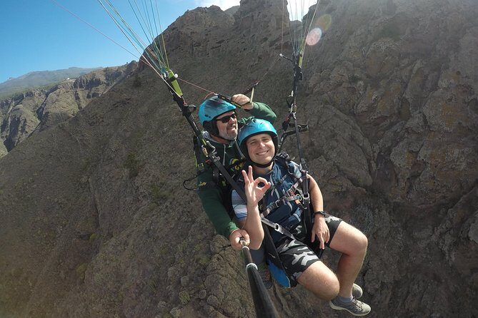 Standard Paragliding Tandem Flight over Adeje, Tenerife South - An Honest Look at the Paragliding Experience