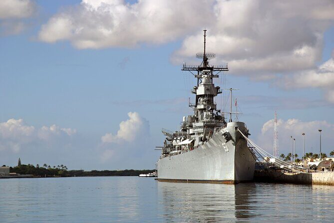 Stars and Stripes Tour: Pearl Harbor and Battleship Missouri - What to Expect from the Tour