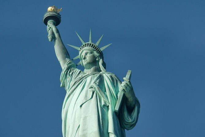 Statue of Liberty Roundtrip Ferry ticket - Key Points