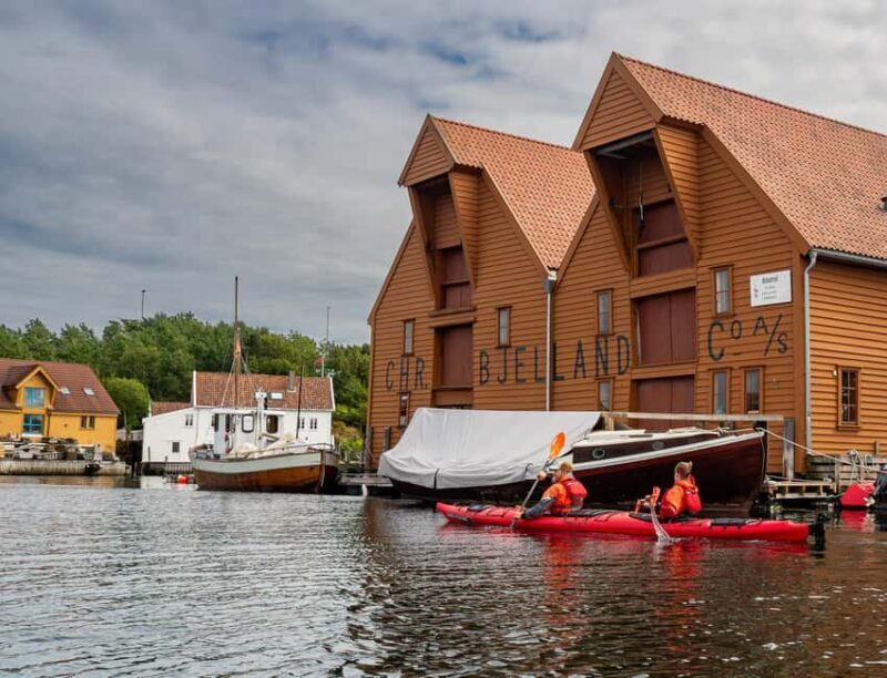 Stavanger City: Guided Kayak Tour with Maritime Museum Visit - Exploring Stavanger from the Water