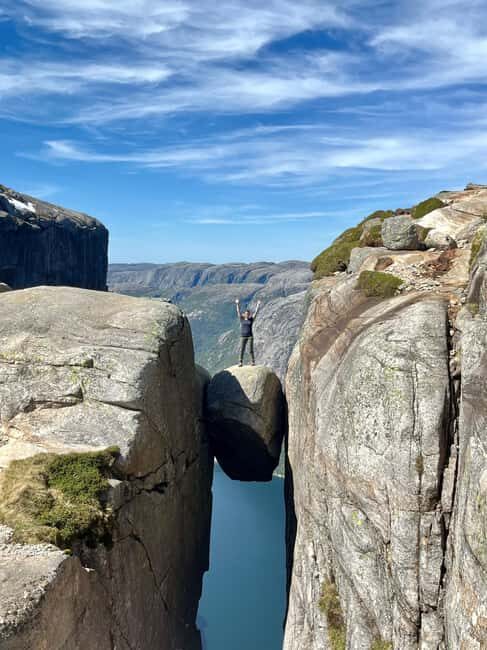 Stavanger: Kjerag Hike with Guide and Transportation - A Deep Dive into the Kjerag Hike Tour