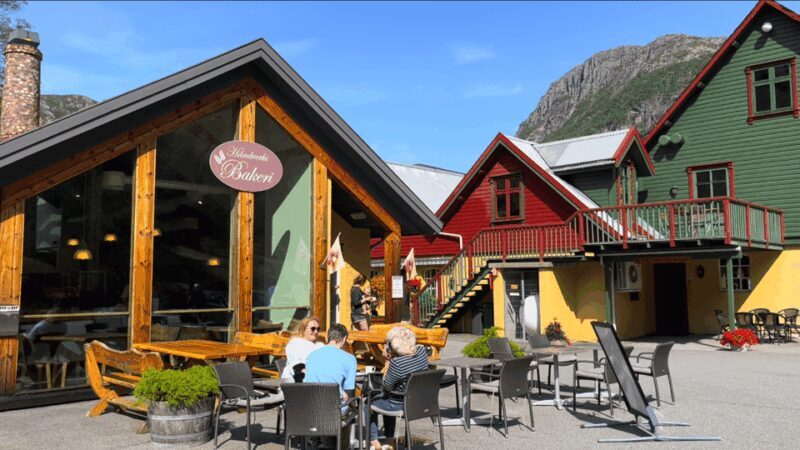 Stavanger: Månafossen Waterfall Hike with Traditional Meal - The Experience: What Travelers Are Saying