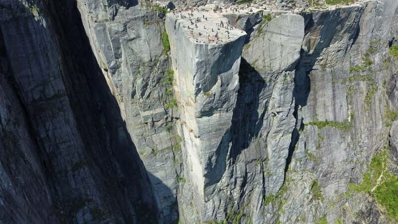 Stavanger: Prekestolen Tour with Guide and Pickup - The Experience in Practice