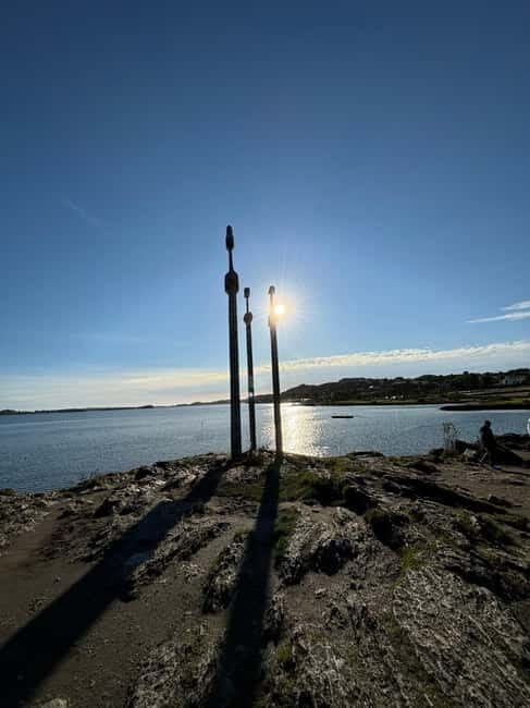 Stavanger: Private Bike Tour with 3 Swords Monument - The Hafsfjord and the 3 Swords