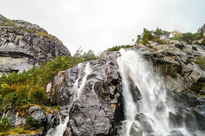 Stavanger: Waterfalls, Caves and Rock Tour By Sea - FAQs