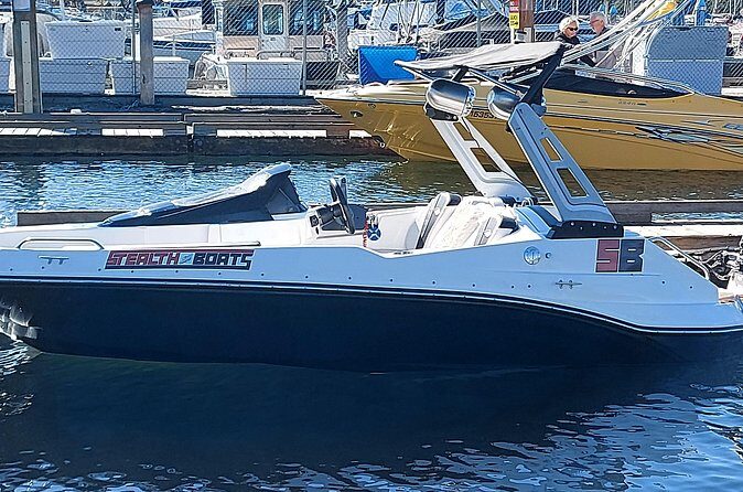 Stealth 4 Passenger Boat Rental - FAQ