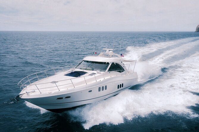Steel Aweigh 65ft Sea Ray Yacht Rental - Key Points