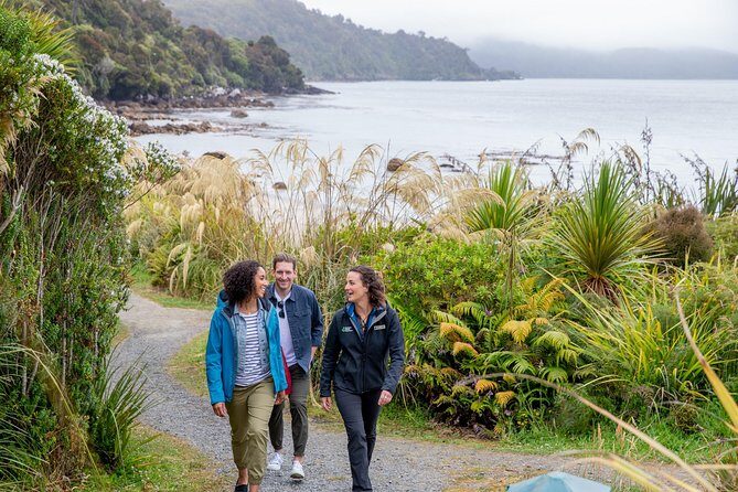 Stewart Island: Village and Bays Tour - Who Will Get the Most Out of This Tour?