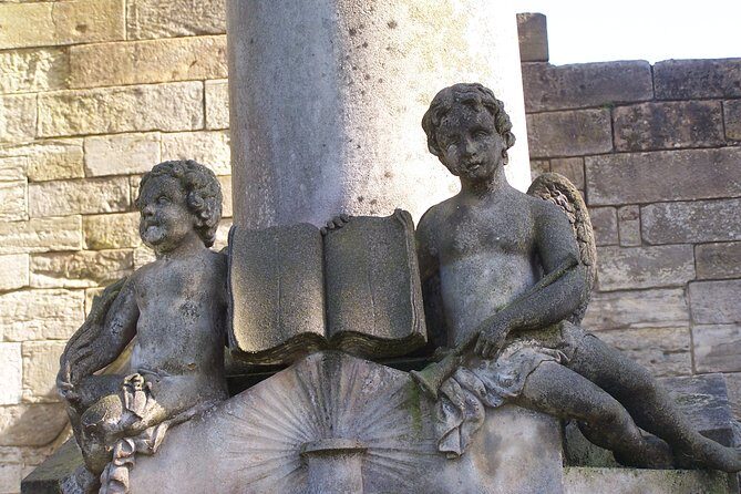 Stirling Castle and the Secrets of the Old Town Private Tour - Key Points