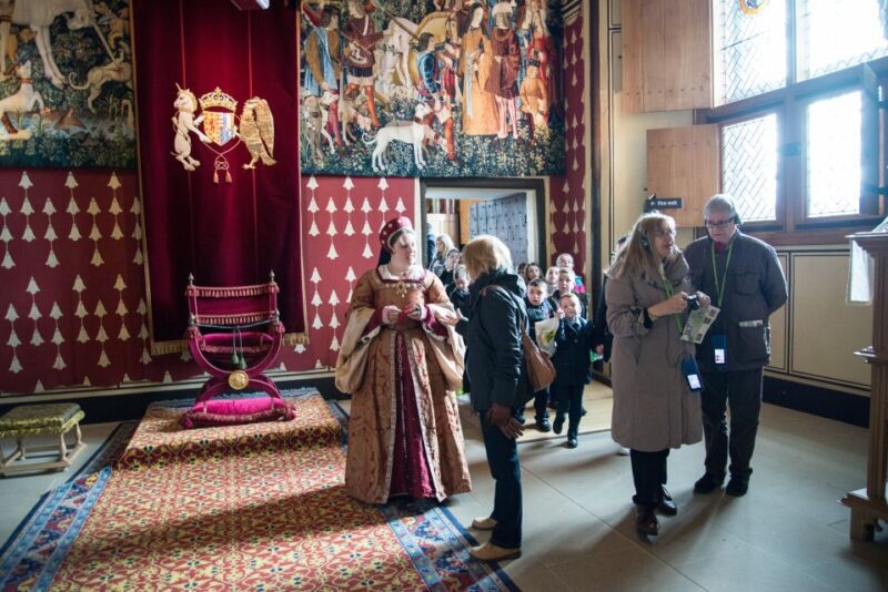 Stirling Castle, Highland Lochs & Whisky Tour from Edinburgh - FAQ