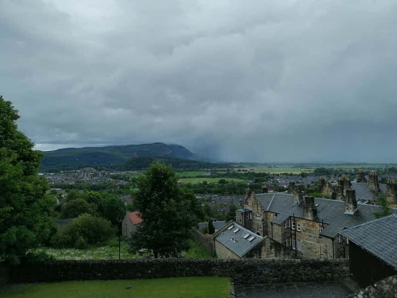 Stirling: Daily Guided Walking Tour (11am & 2pm) - Things to Keep in Mind