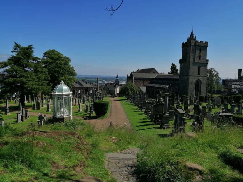 Stirling: Daily Guided Walking Tour (11am & 2pm) - Who Will Enjoy This Tour?