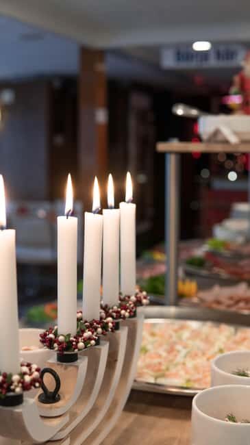 Stockholm: All-You-Can-Eat Christmas Buffet Cruise Livemusic - In-Depth Look at the Experience