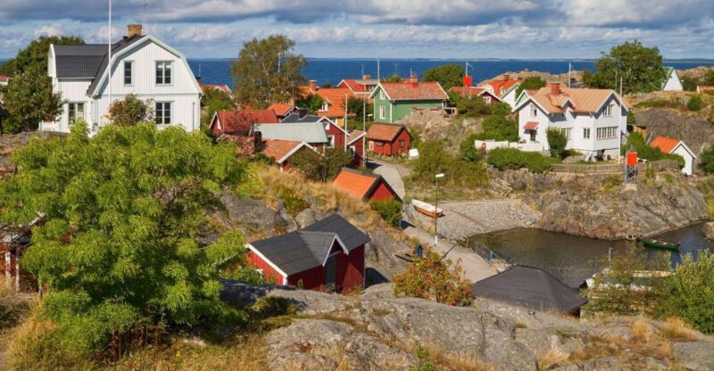 Stockholm Archipelago Boat Cruise, Gamla Stan Walking Tour - Exploring Stockholm’s Old Town