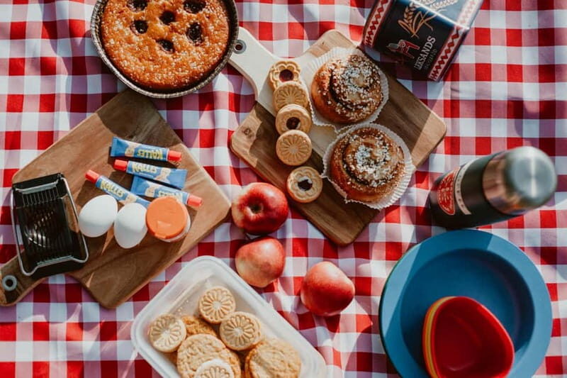 Stockholm: Archipelago Islands Kayak Tour and Outdoor Picnic - FAQ