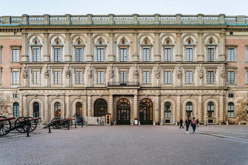 Stockholm: Ghost Walk and Historical Tour - The Guide and Overall Experience