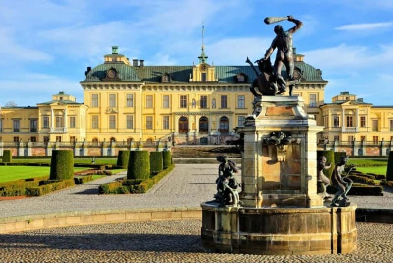 Stockholm: Guided Bike Tour - Exploring Stockholm by Bike: What You Can Expect