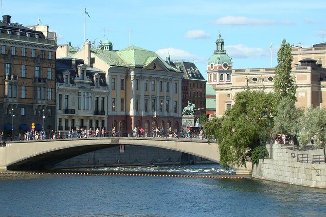 Stockholm Old Town and the Viking Museum, a Small Group Walking Tour - FAQ
