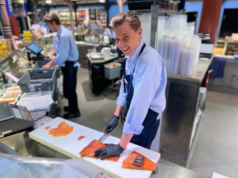 Stockholm: Old Town Food Tour of 7 Locals Favorites Tastings - What Makes This Tour Special?