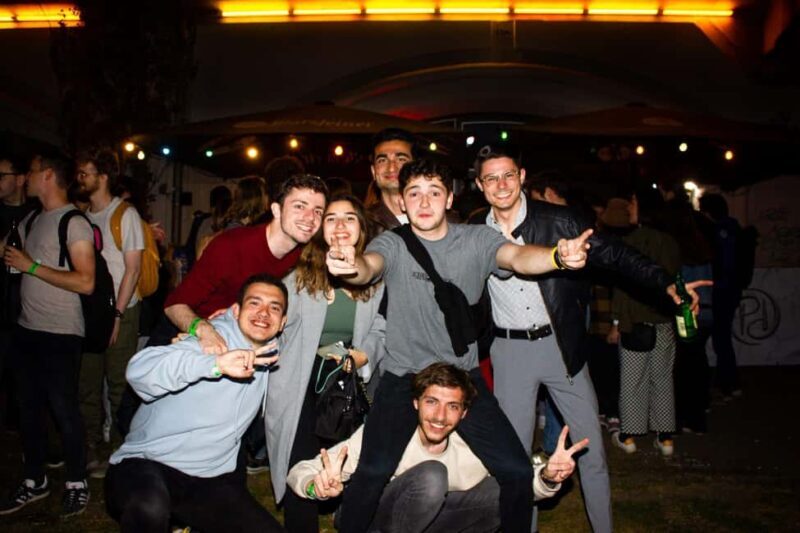 Stockholm: Private Pub Crawl, Free Shots & Club Entry - Venues and Atmosphere