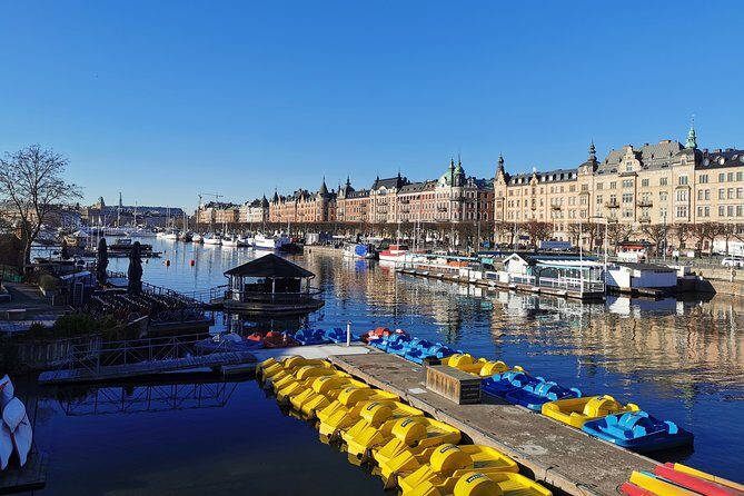 Stockholm Top attractions all-inclusive Gran Tour Winter Edition - Stortorget and Gamla Stan: The Heart of Old Stockholm
