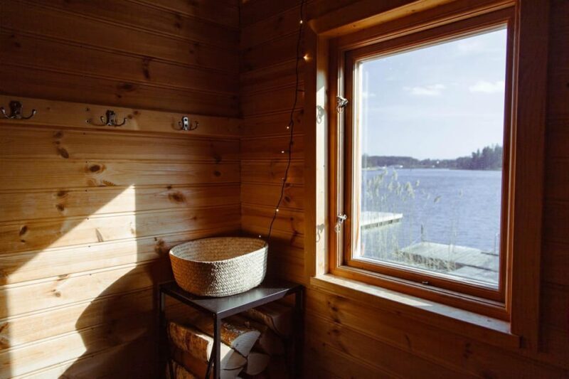 Stockholm: Traditional Sauna with Polar Plunge in Baltic Sea - FAQ