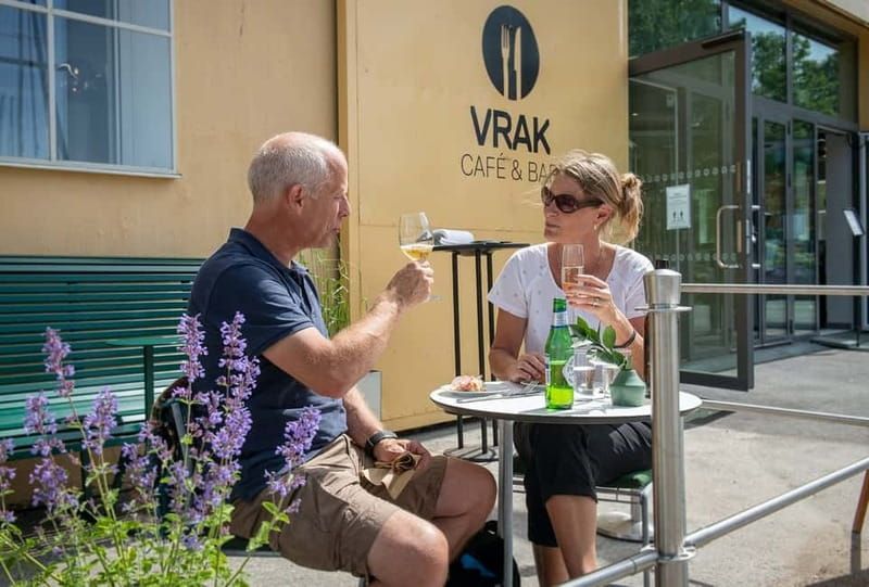 Stockholm: Vasa Museum and Vrak Museum of Wrecks Combo Entry - Vrak – Museum of Wrecks: Baltic wreck stories told with VR and holograms
