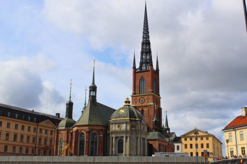 Stockholm: Walking tour of Gamla Stan, the Old Town - Key Points