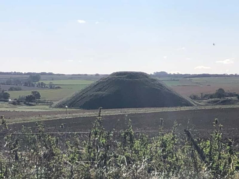 Stonehenge and Avebury stone circles. Guided tours - Exploring Avebury and Its Mystique