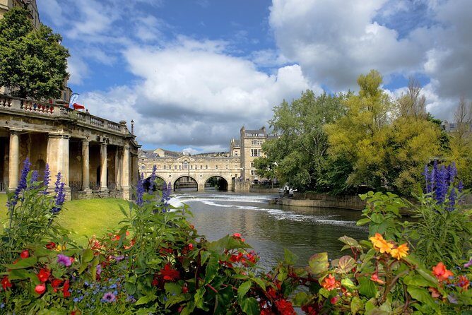 Stonehenge and Bath Day Trip from London with Optional Roman Baths Visit - Timing and Logistics: Realistic Expectations